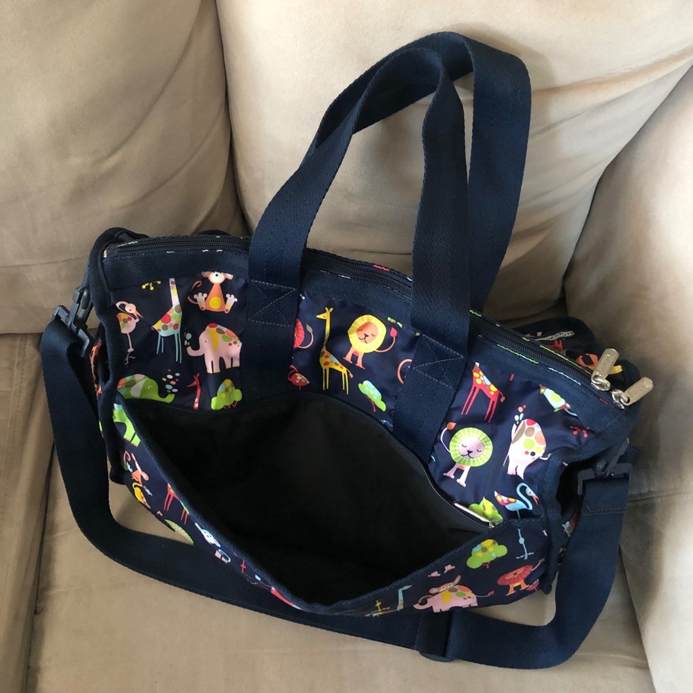 Lesportsac Baby Travel Bag Zoo Cute Animals Messenger… Gem